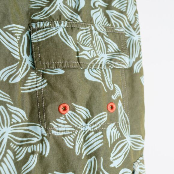 Tommie Bahama Boardshorts Mens M Medium Green Blue Swim Hawaiian Floral Print - Picture 8 of 9